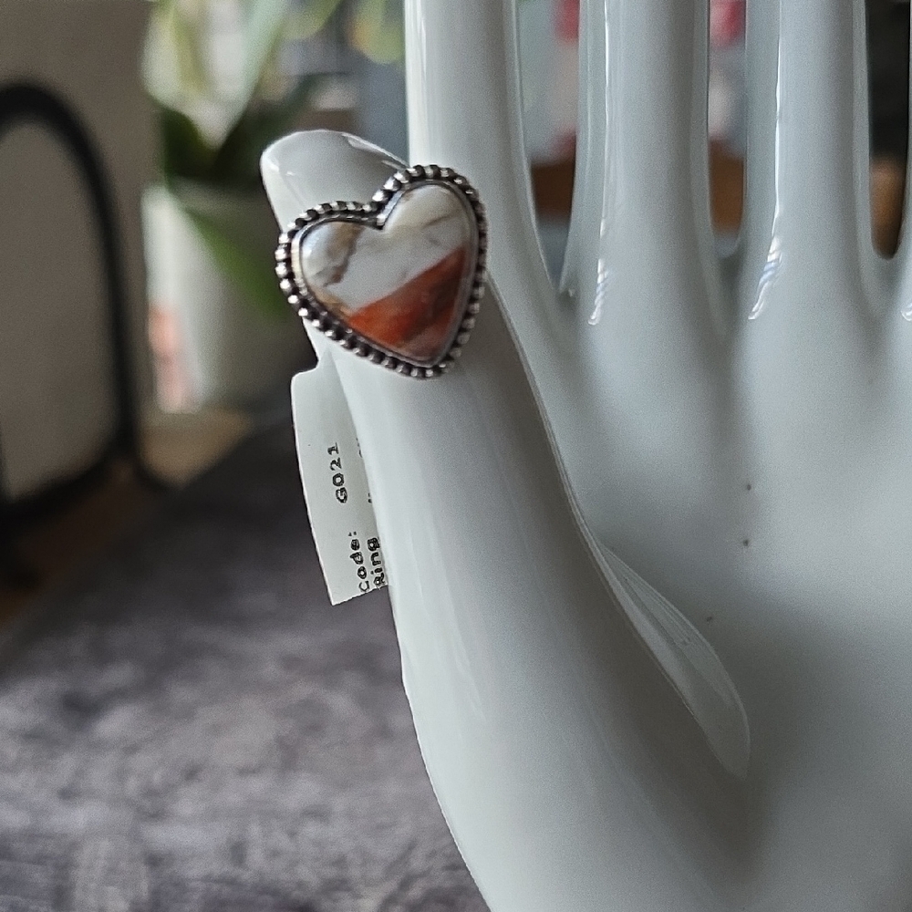 925 Sterling Silver~Heart-Shaped Oyster Turquoise Ring~Sz 6